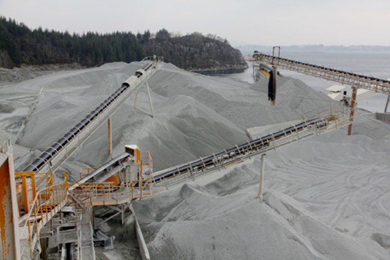 Getriebemotor als Antrieb für Förderbänder